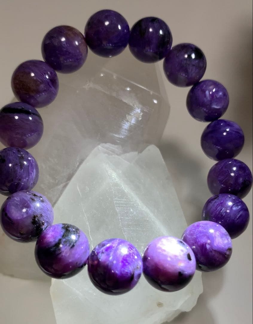 ネガティブエネルギーを破壊⭐️ エジリンチャロアイト　ブラックチャロアイト　ブレス