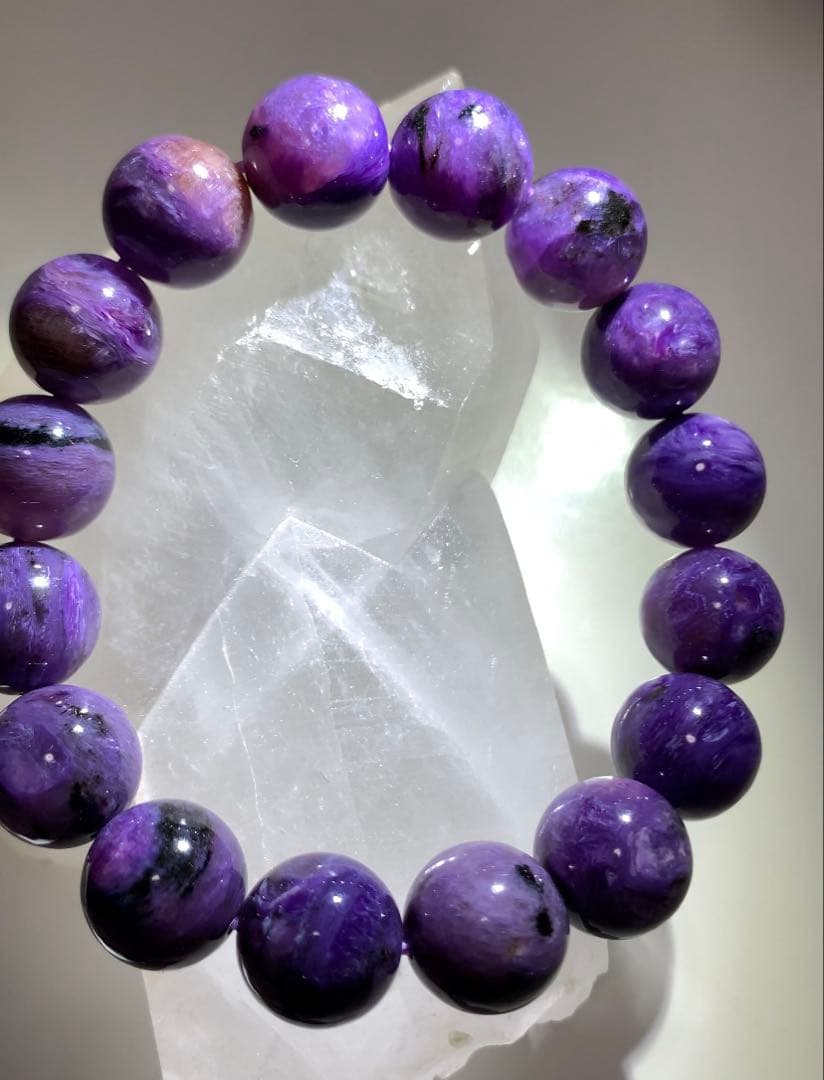 ネガティブエネルギーを破壊⭐️ エジリンチャロアイト　ブラックチャロアイト　ブレス