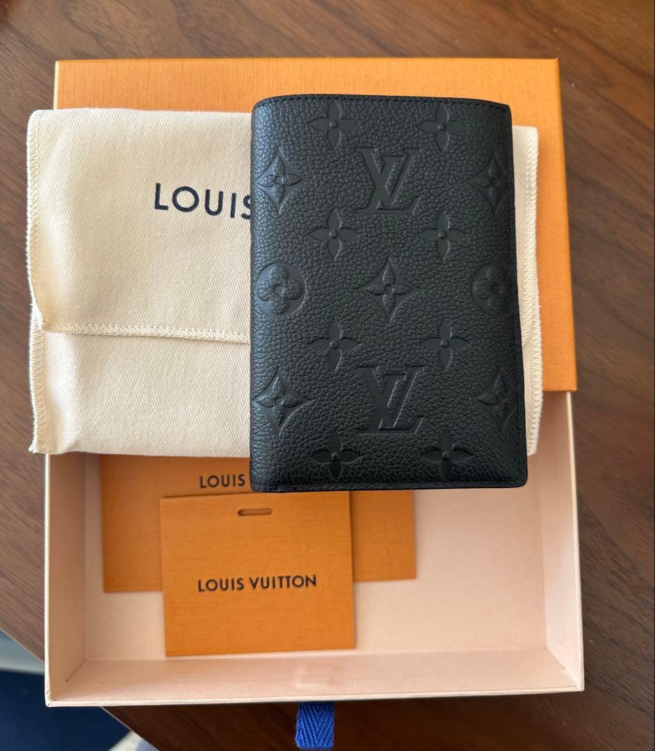 【超美品】Louis Vuittonパスポートカバー クーヴェルテュール NM