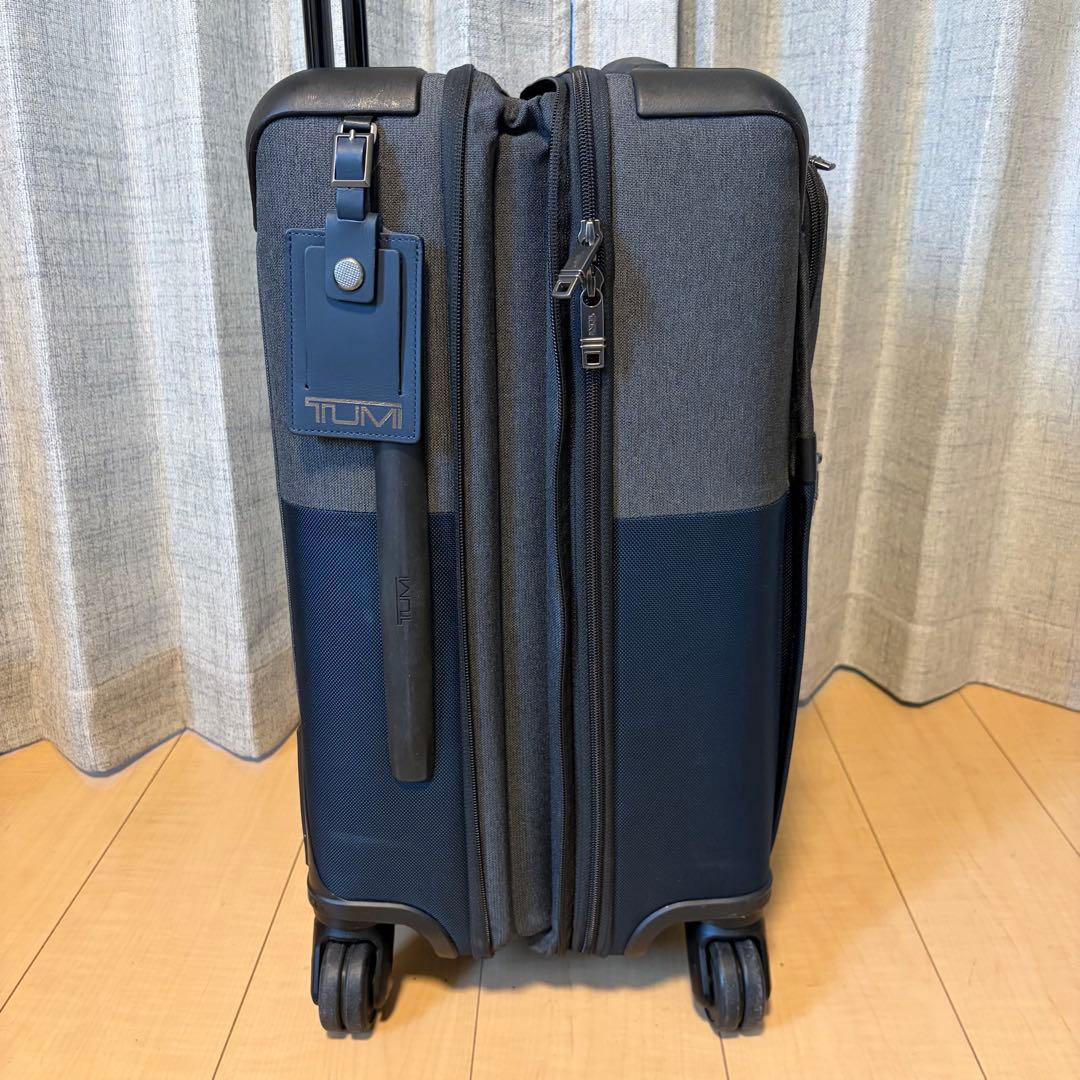 美品　TUMI キャリーケース　4輪 22060na2 エクスパンダブル
