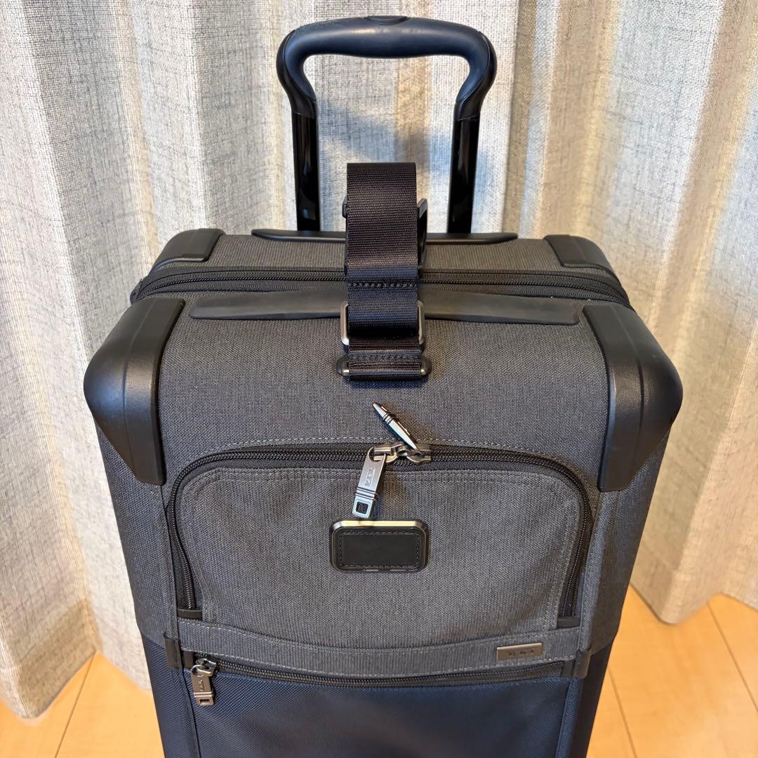 美品　TUMI キャリーケース　4輪 22060na2 エクスパンダブル