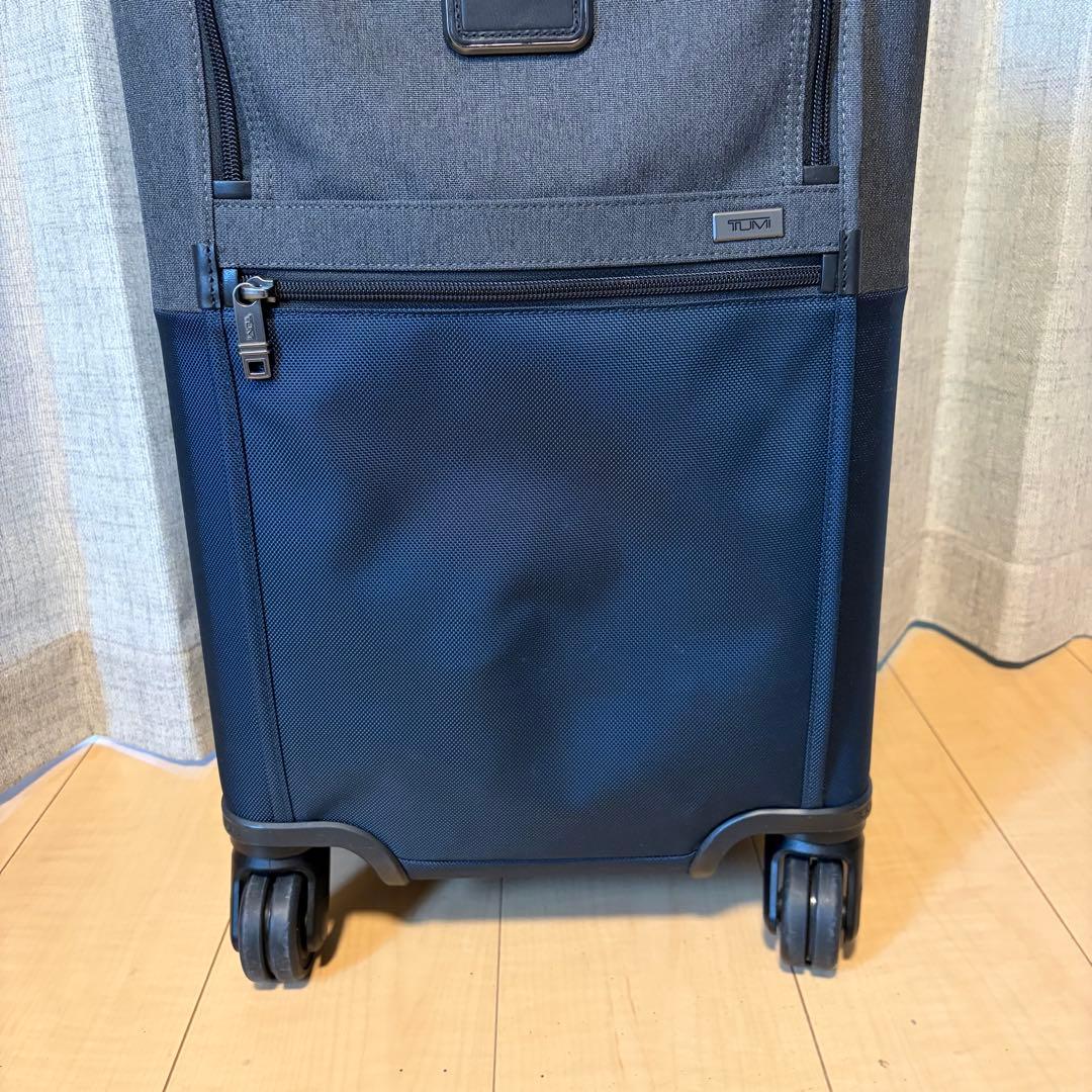 美品　TUMI キャリーケース　4輪 22060na2 エクスパンダブル