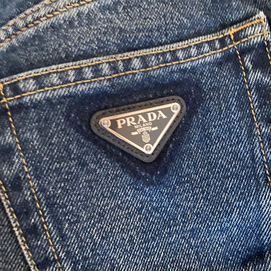 PRADA プラダ　スカート　ロゴ付き　美品