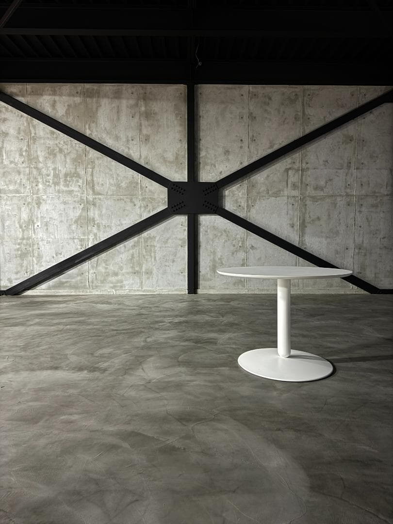 カリガリス BALANCE 円形テーブル