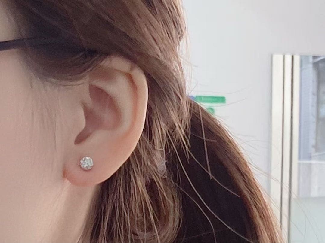 PT 一粒ダイヤモンド　ピアス　計1ct 新品