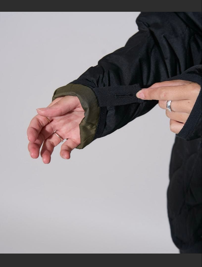 タイオン　ミリタリー ダブルジップ Vネック ダウン ジャケット