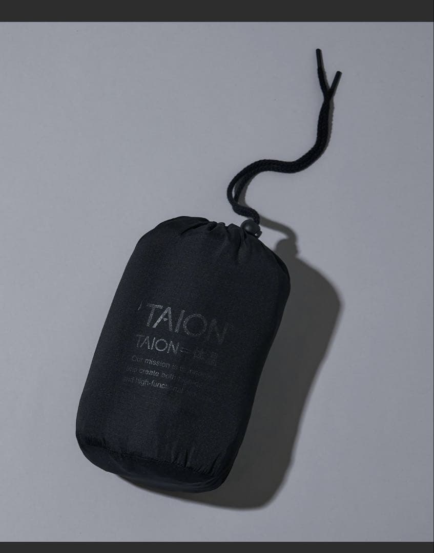 タイオン　ミリタリー ダブルジップ Vネック ダウン ジャケット