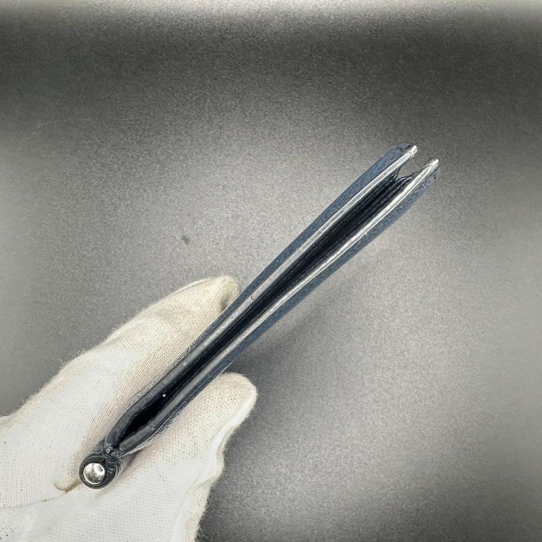 箱付き✨　プラダ　マネークリップ　カードケース　レザー　ロゴ　刻印 846