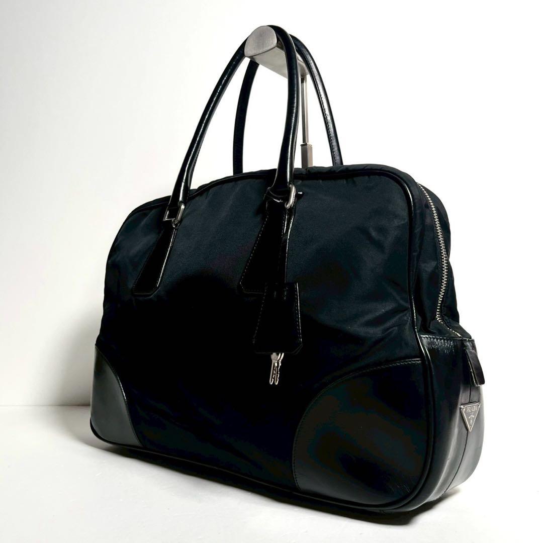 【超美品・使用感少ない✨】プラダ ミニボストンバッグ 南京錠 鍵付き ナイロン