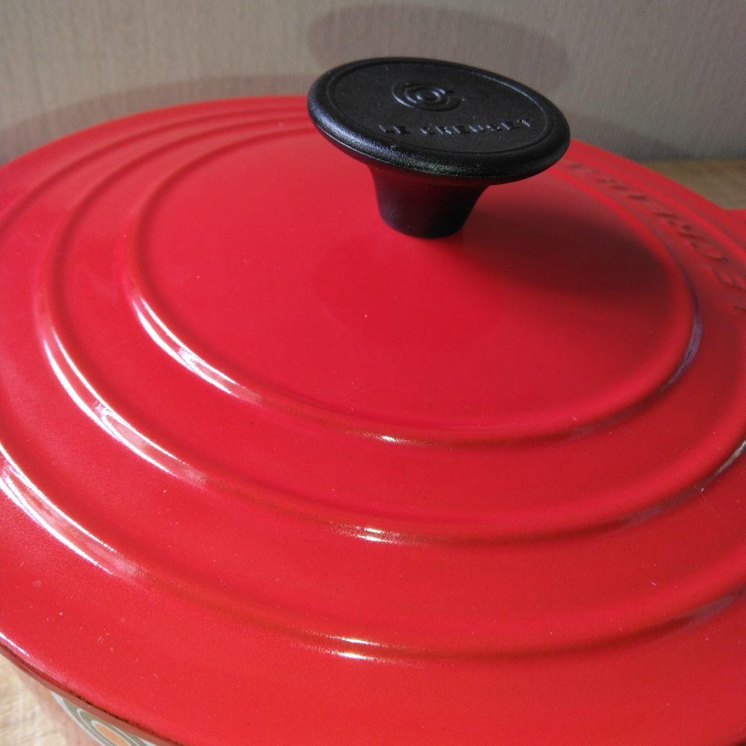 【未使用】ル・クルーゼ LE CREUSET ココット・ロンド18cm レッド系