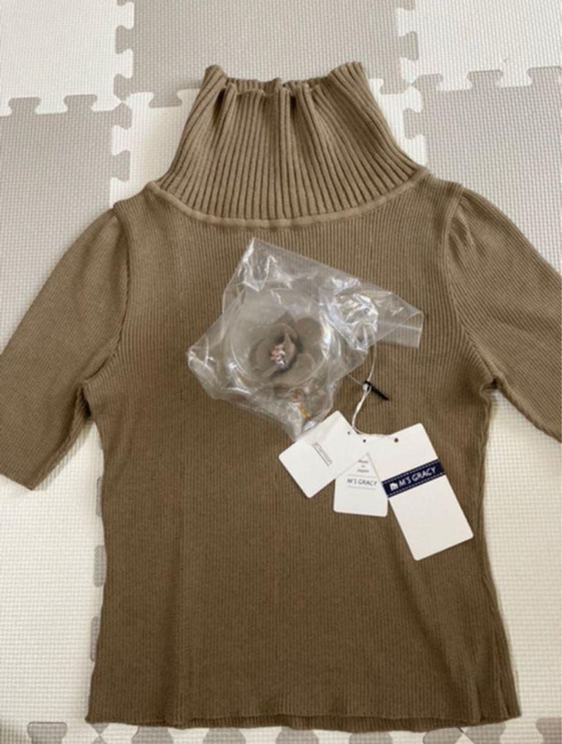 値下げ　エムズグレィシー　ニット　コサージュ付き　新品