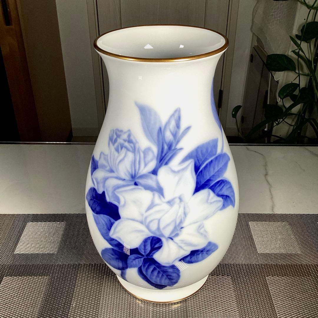 『感謝祭うー特価』　大倉陶園　『ブルーローズ』　花瓶　廃盤品