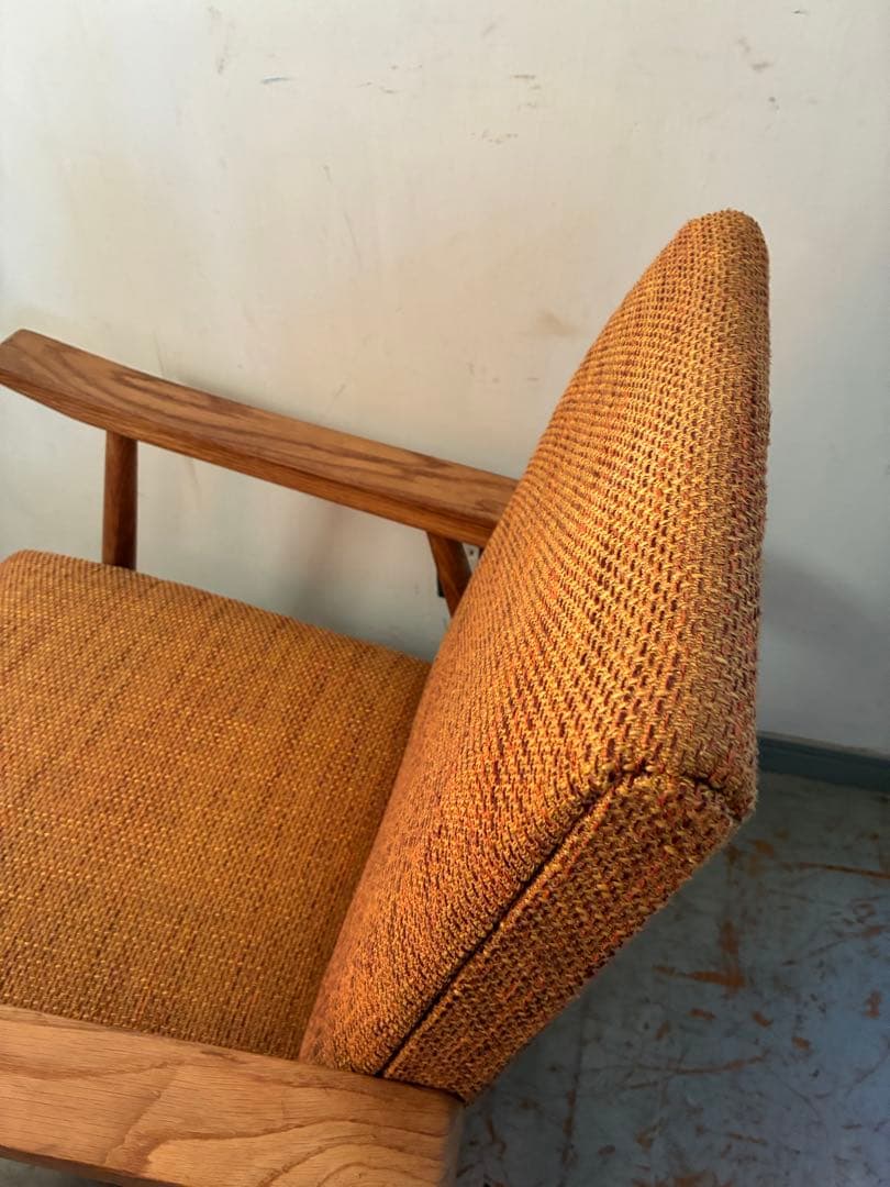 ハンス・J・ウェグナー チェア　GE260 リプロダクト　イエロー