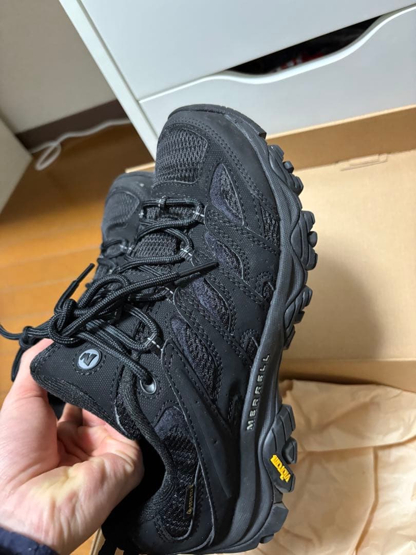 MERRELL ブラック ハイキングシューズ