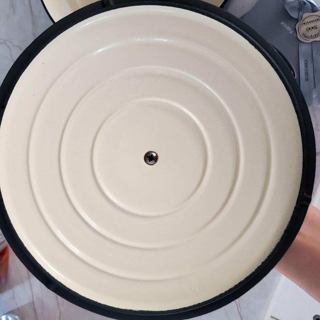 期間限定値段!美品 CHASSEUR 鋳鉄 両手鍋 グレー 20cm