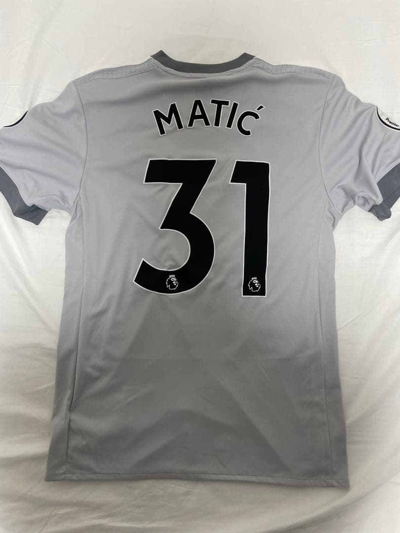 Manchester United マティッチユニフォーム