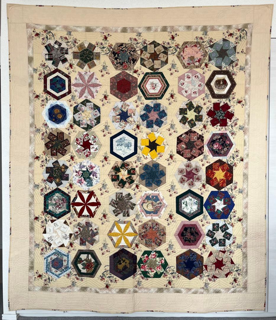 パッチワークタペストリー “ブリリアンス デ フルール”