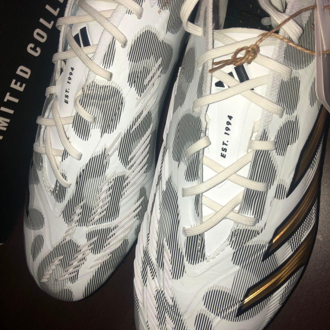 早い者勝ち 日本未発売サイズ 新品 プレデター エリート FG 24.5cm