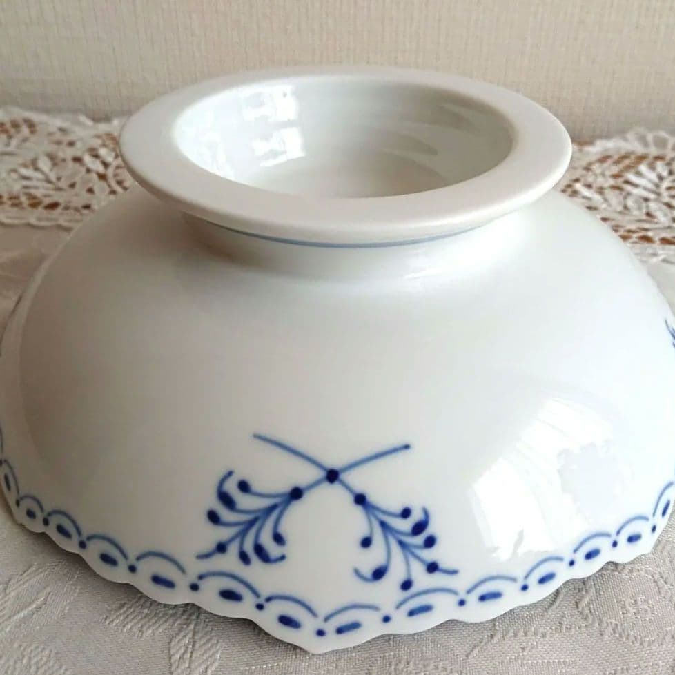 ロイヤルコペンハーゲンブルーフルーテッド ハーフレース 足つき ケーキデニッシュ