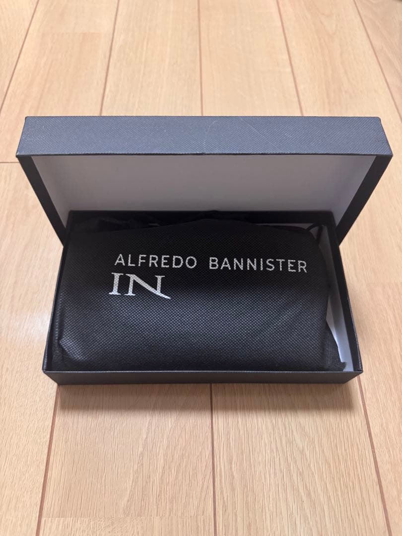 alfredoBANNISTER 黒 レザー 長財布 シンプルデザイン