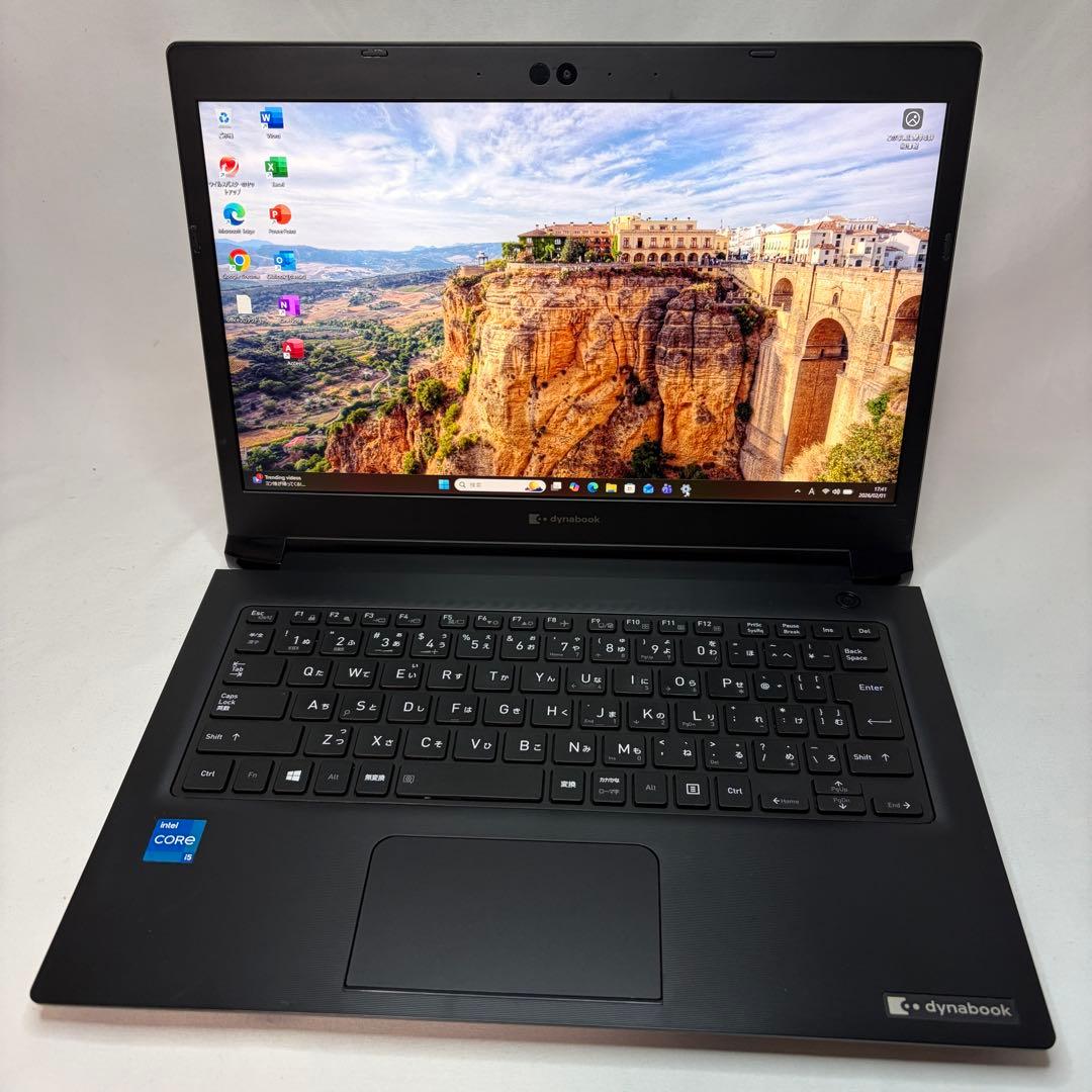 準美品 dynabook S73 第11世代 i5 8GB 256GB フルHD
