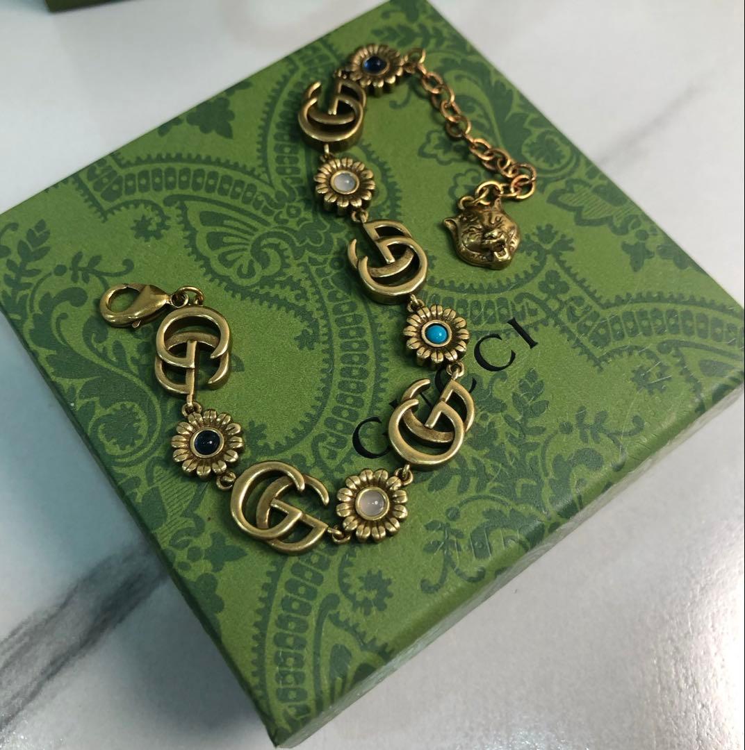 GUCCI GGモチーフ ブレスレット ゴールドカラー フラワーデザイン
