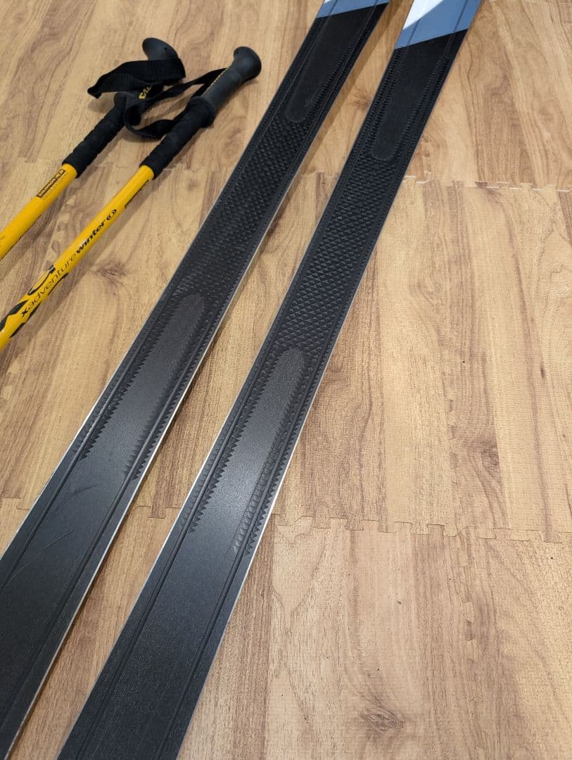 サロモン　クロスカントリー　スキー板　ストック付き