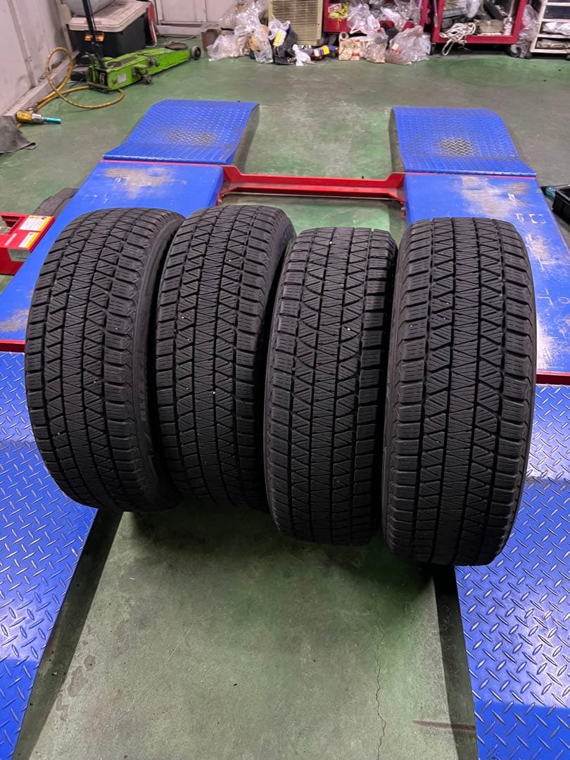 国産 ブリヂストン ブリザック VRX3 225/60/R18 4本セット