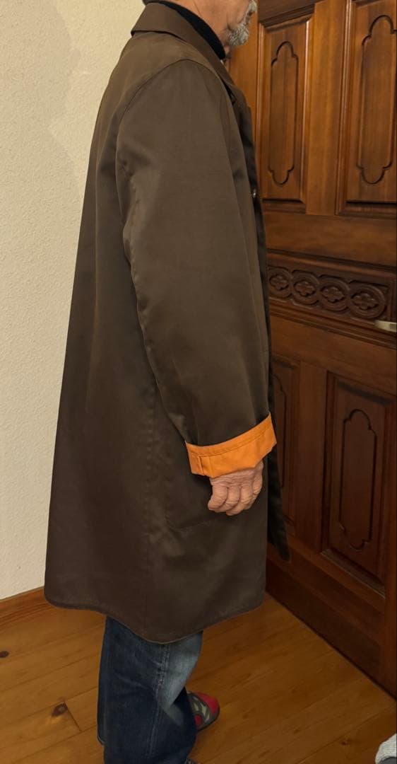 HERMESブラウン ステンカラーコート 内側オレンジ