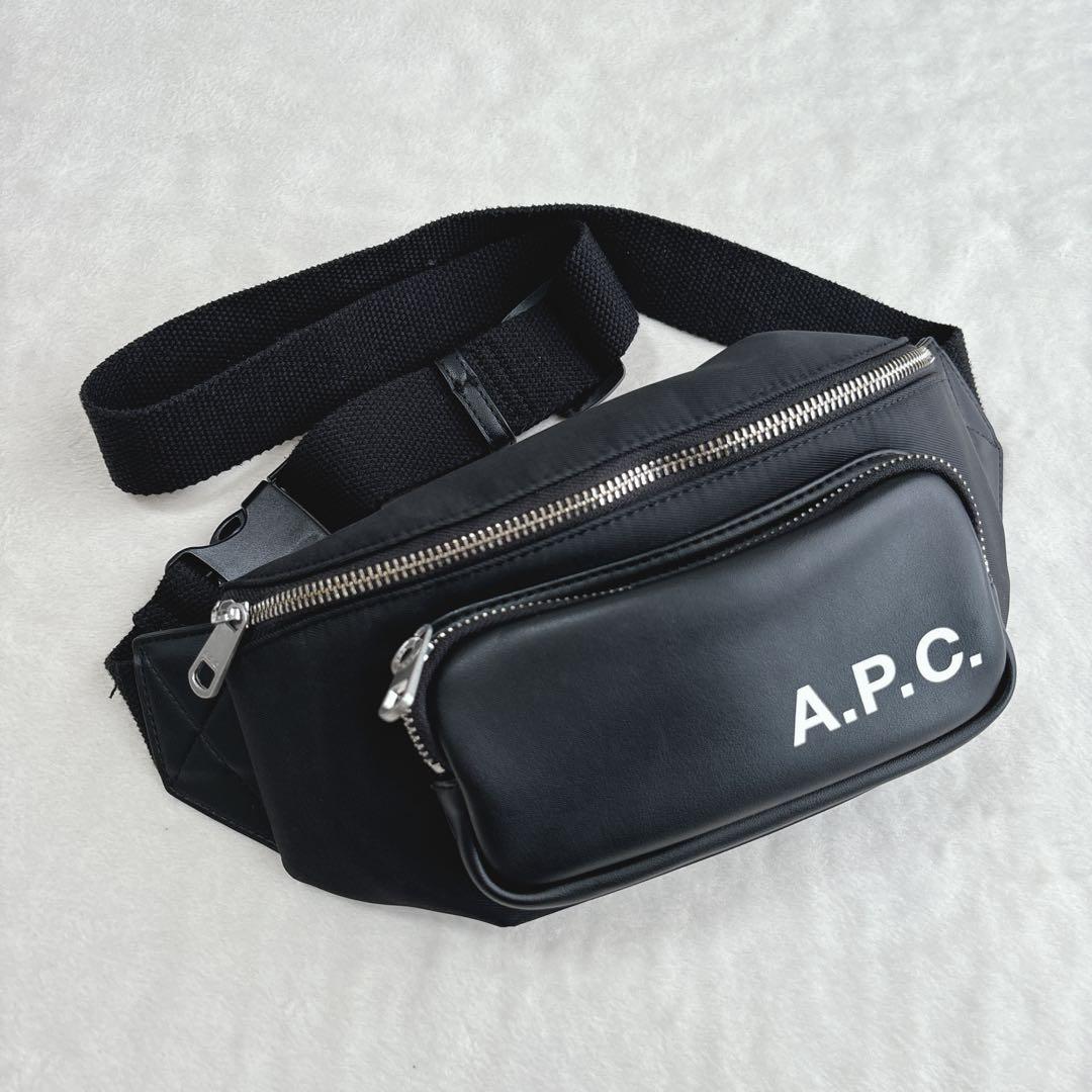 【美品】アーペーセー　A.P.C. Camden ショルダーバッグ　黒