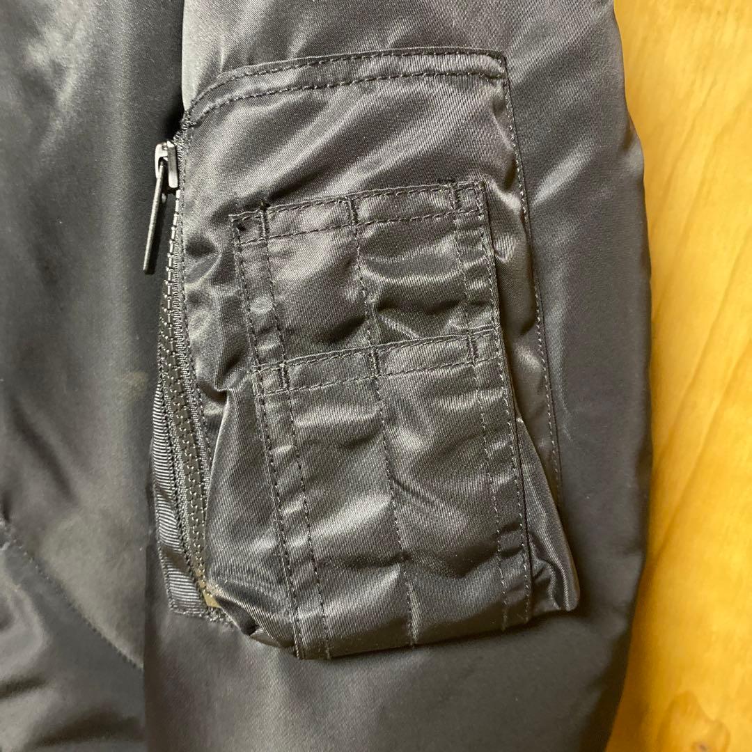 【美品】 UNIQLO ハイブリッドダウンオーバーサイズMA－1復刻版