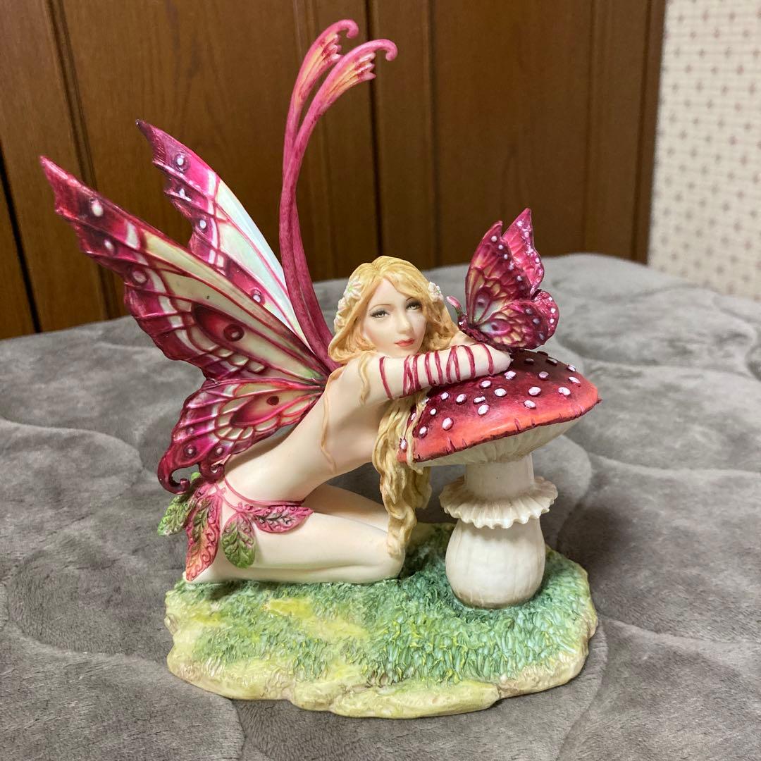 インテリア置物（喜びの妖精）