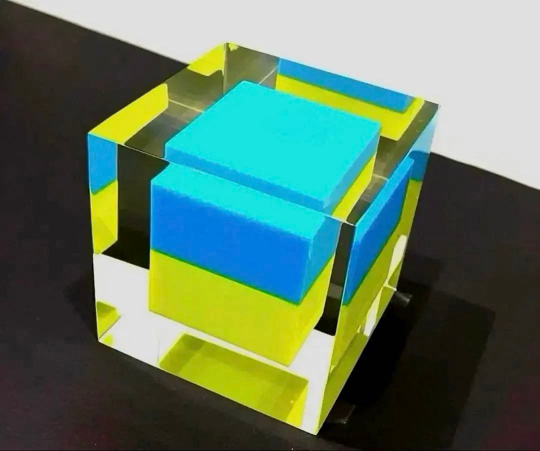 【オリジナル品】抽象立体アート　オブジェ　ブルー　イエロー　スクエア　インテリア