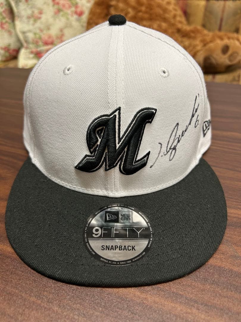 井口資仁さんサイン入り 9FIFTY スナップバックキャップ