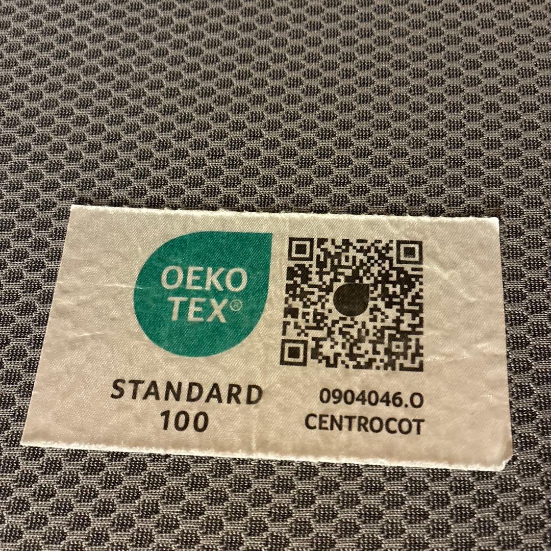 ヒロさま専用　　　Magniflex グレー 三つ折りシングルマットレス