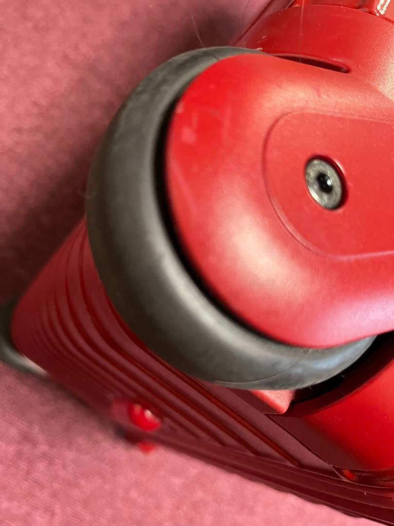 RIMOWA 2輪レッド キャリーケース TSAロック付き