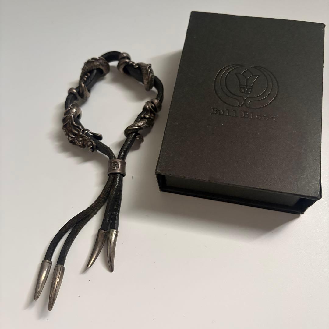 BULL BLOOD（ブルブラッド） ドラゴンブレスレット Hydeさん愛用