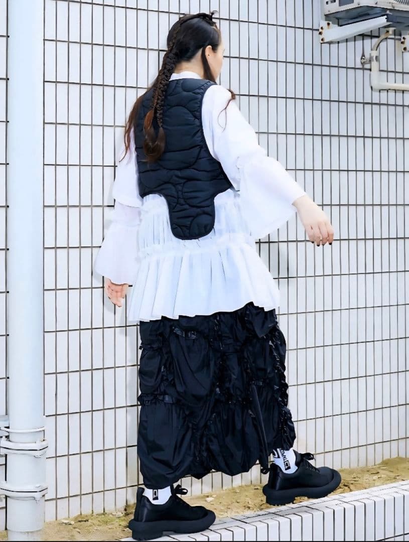 ENFÖLD ブラック キルティングベスト