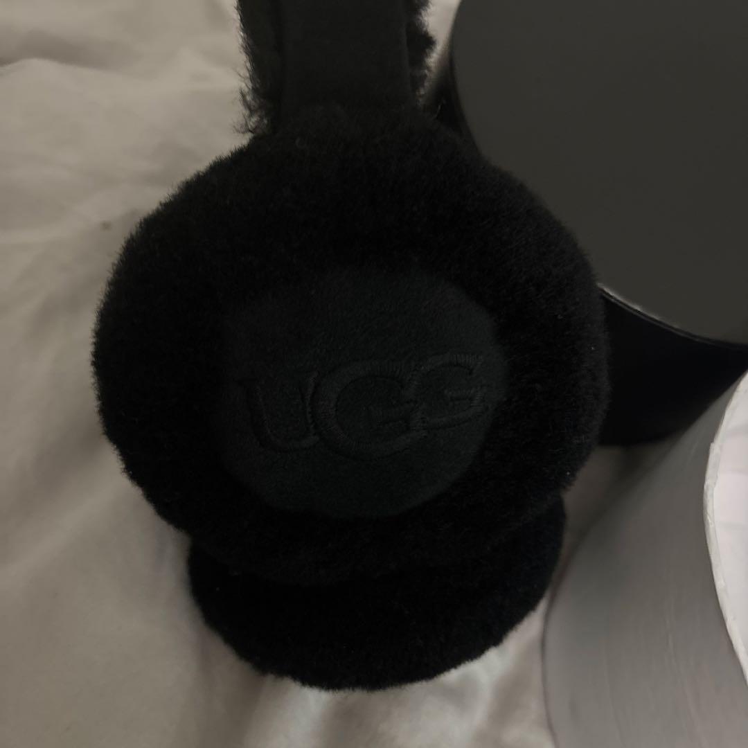 UGG ブラック耳あて