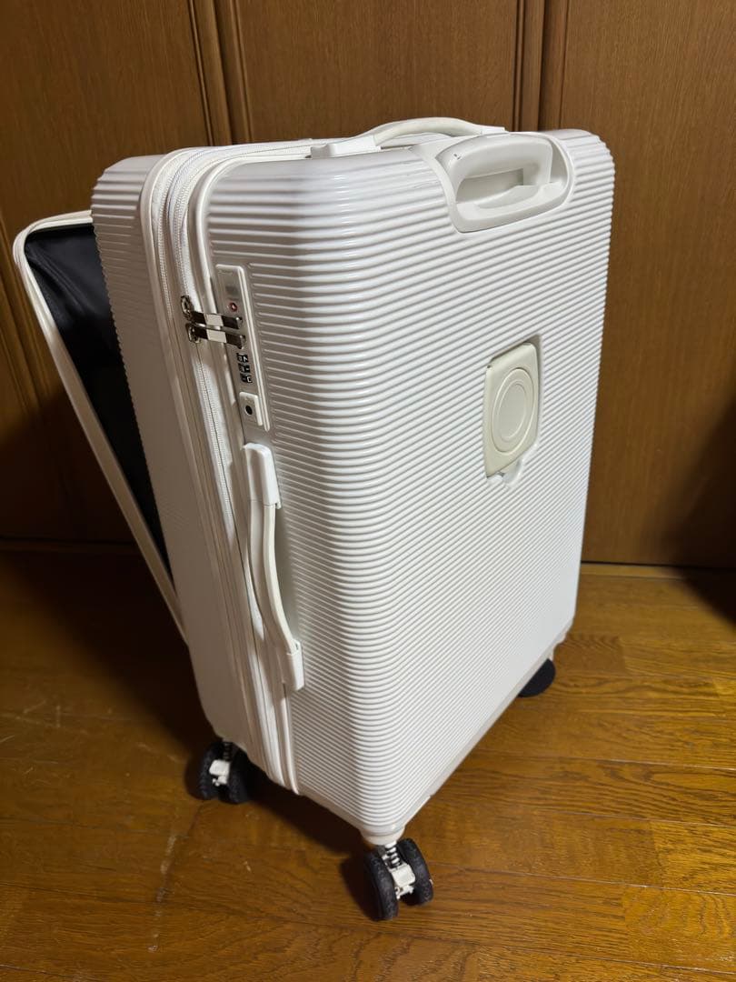 スーツケースＭ前開き拡張型ドリンクホルダーキャスターストッパー付き