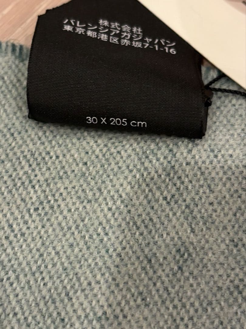 バレンシアガ　マフラー　ストール　ロゴ　balenciaga