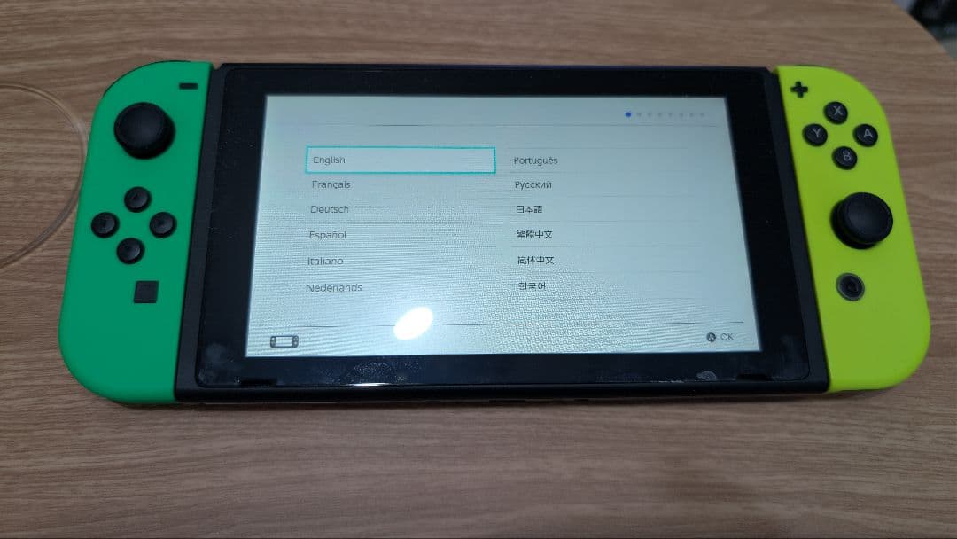 Nintendo Switch 本体 グリーン/イエロー