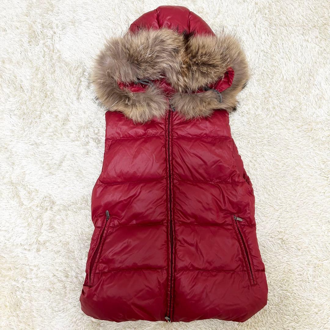 DUVETICA デュベティカ ダウンベスト Goccia 38サイズ 赤