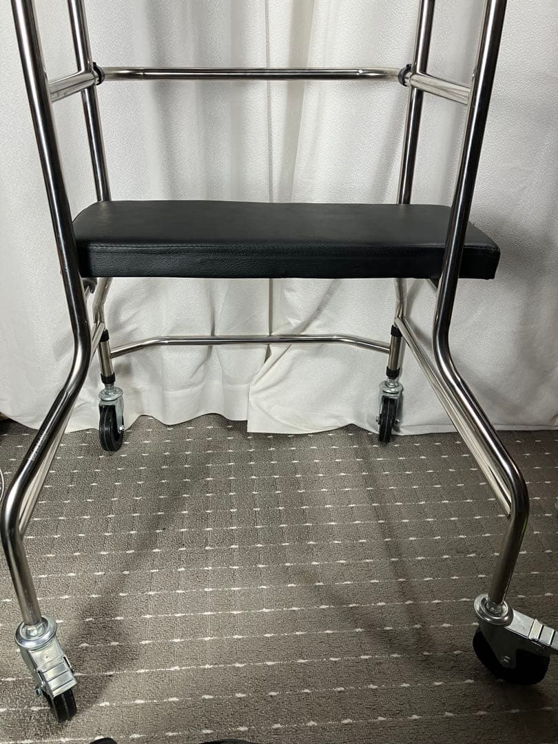 折りたたみ式 前腕支持型 歩行器（ウォーカー）