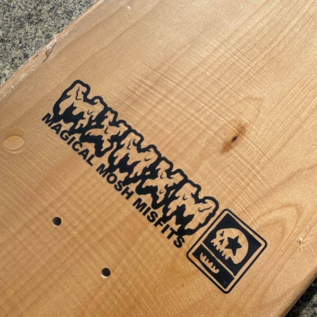 MAGICAL MOSH MISFITS スケボーデッキ　8.125インチ