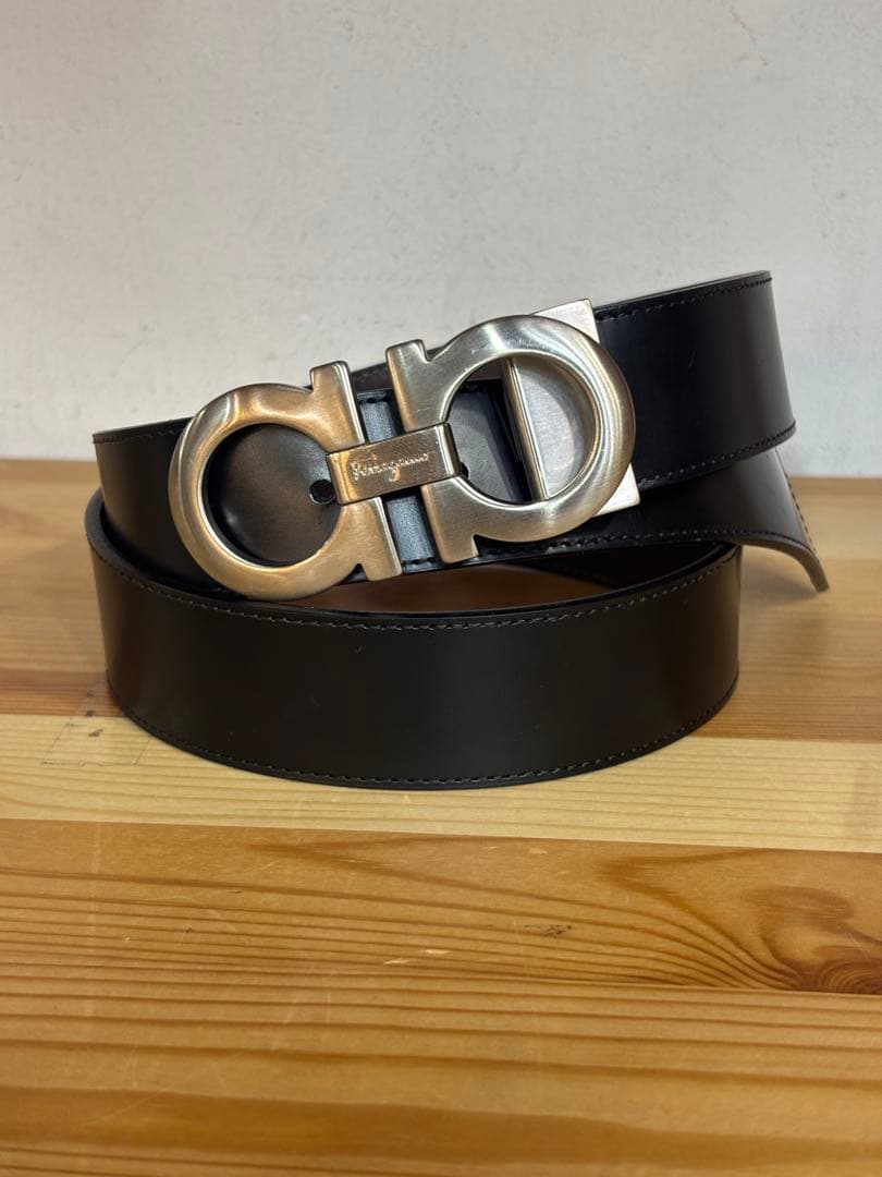 フェラガモ ベルト デカロゴ ダブルガンチーニ レザー ブラック シルバー 黒