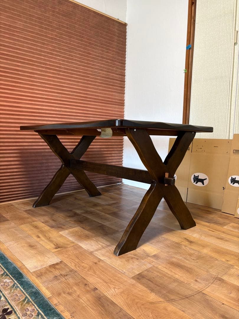 カリモク　ルスティック　ダイニングテーブル　訳あり　125㎝