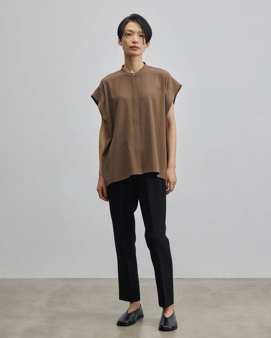 今期完売 超美品SOEJU オーバーサイズタックスリーブシャツ　MサイズBR