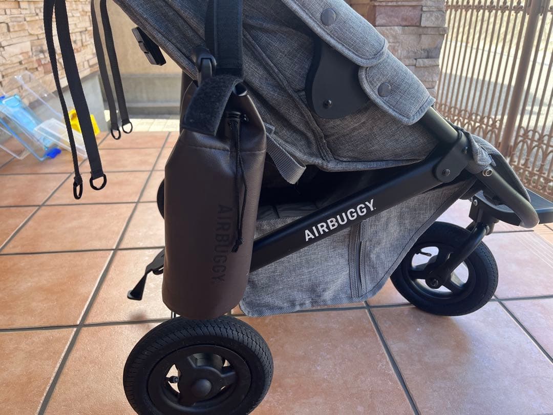 エアバギー　ココダブル　グレー