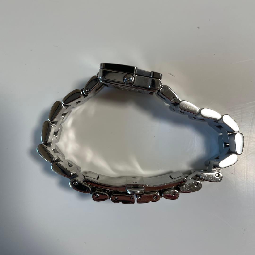 GUCCI シルバー スクエア腕時計